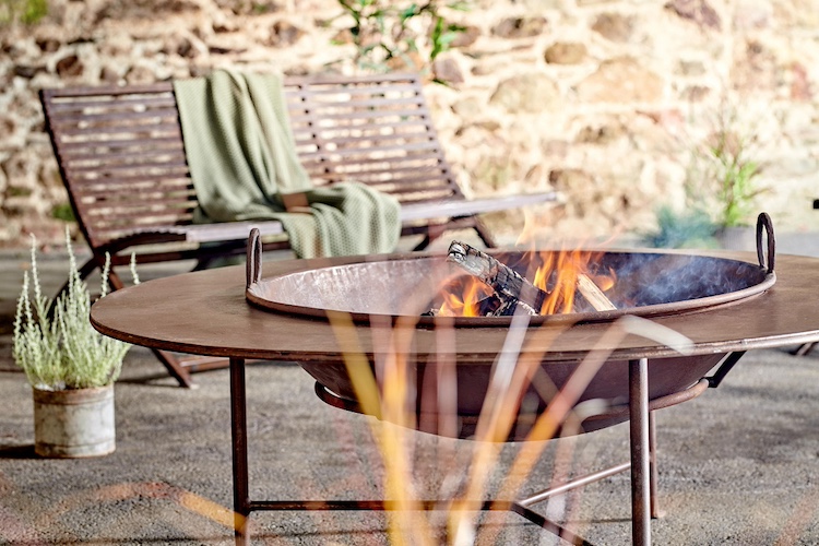 The way to Create a Cosy Out of doors Seating Space